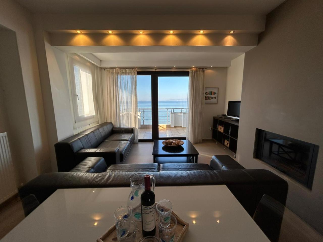 Sea And Sun Luxury Apartment Néoi Epivátai Extérieur photo