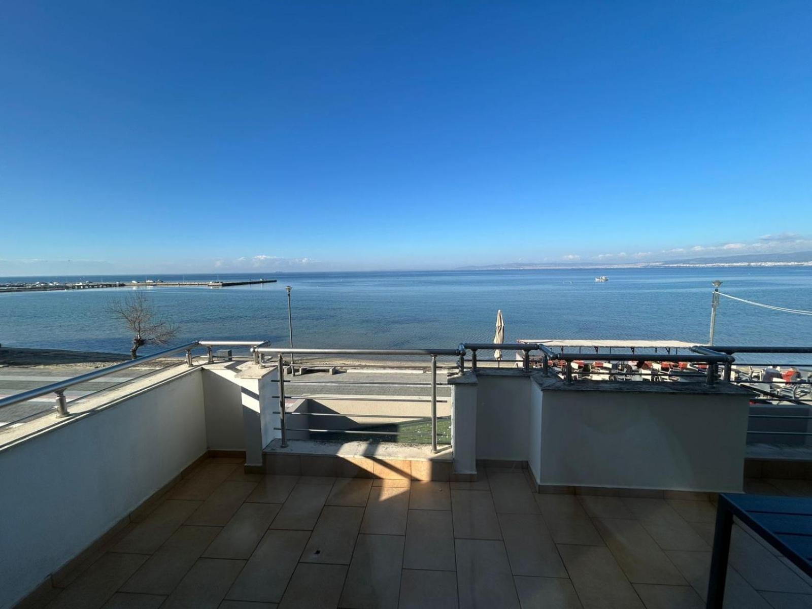 Sea And Sun Luxury Apartment Néoi Epivátai Extérieur photo