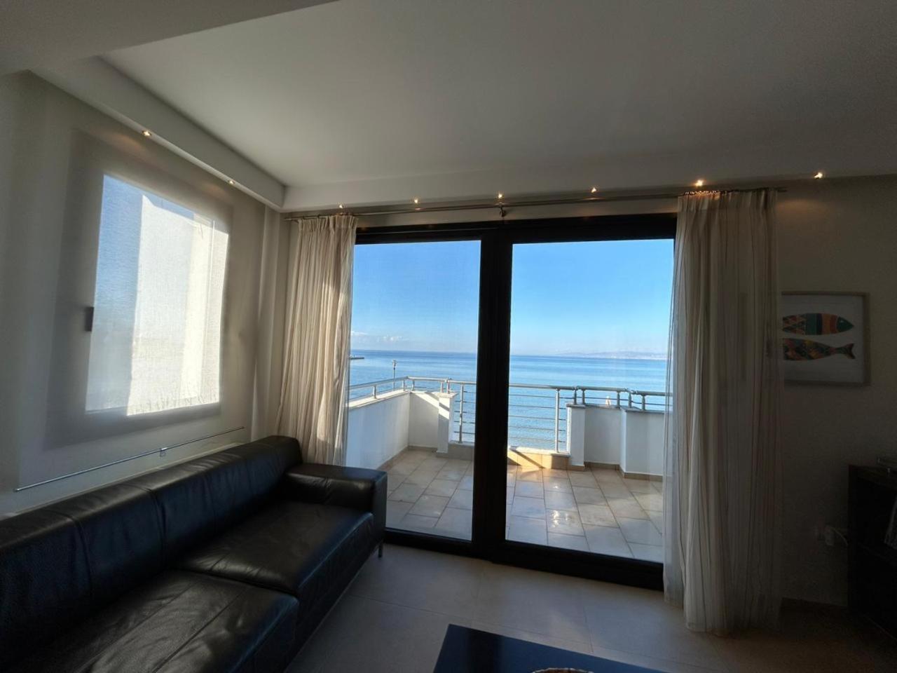 Sea And Sun Luxury Apartment Néoi Epivátai Extérieur photo
