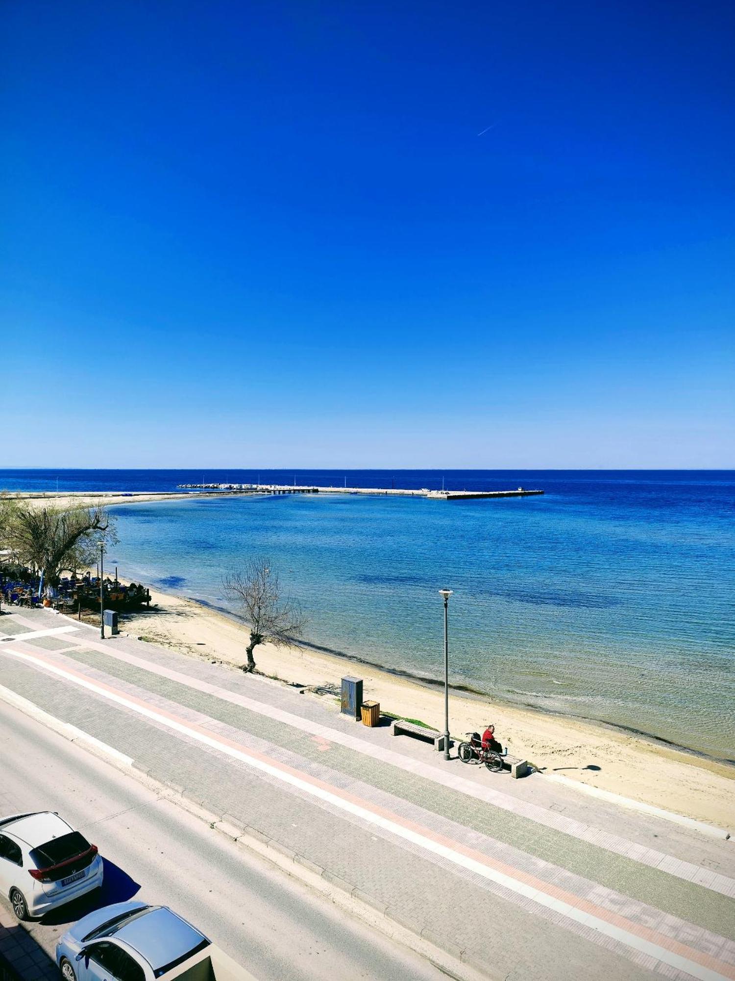 Sea And Sun Luxury Apartment Néoi Epivátai Extérieur photo