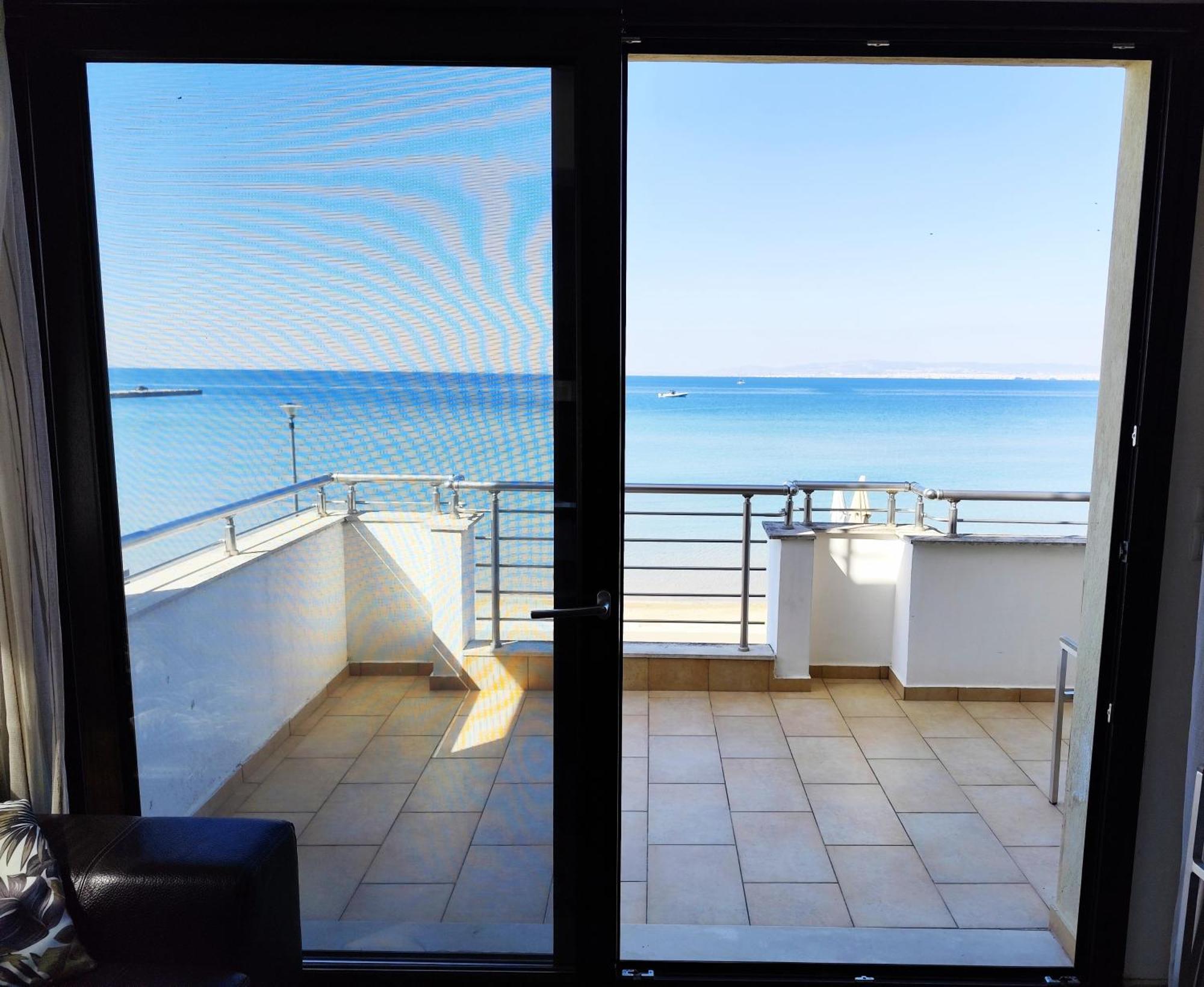 Sea And Sun Luxury Apartment Néoi Epivátai Extérieur photo